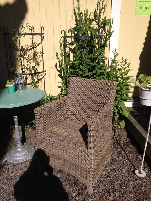 Guesthouset Floras Tradgard